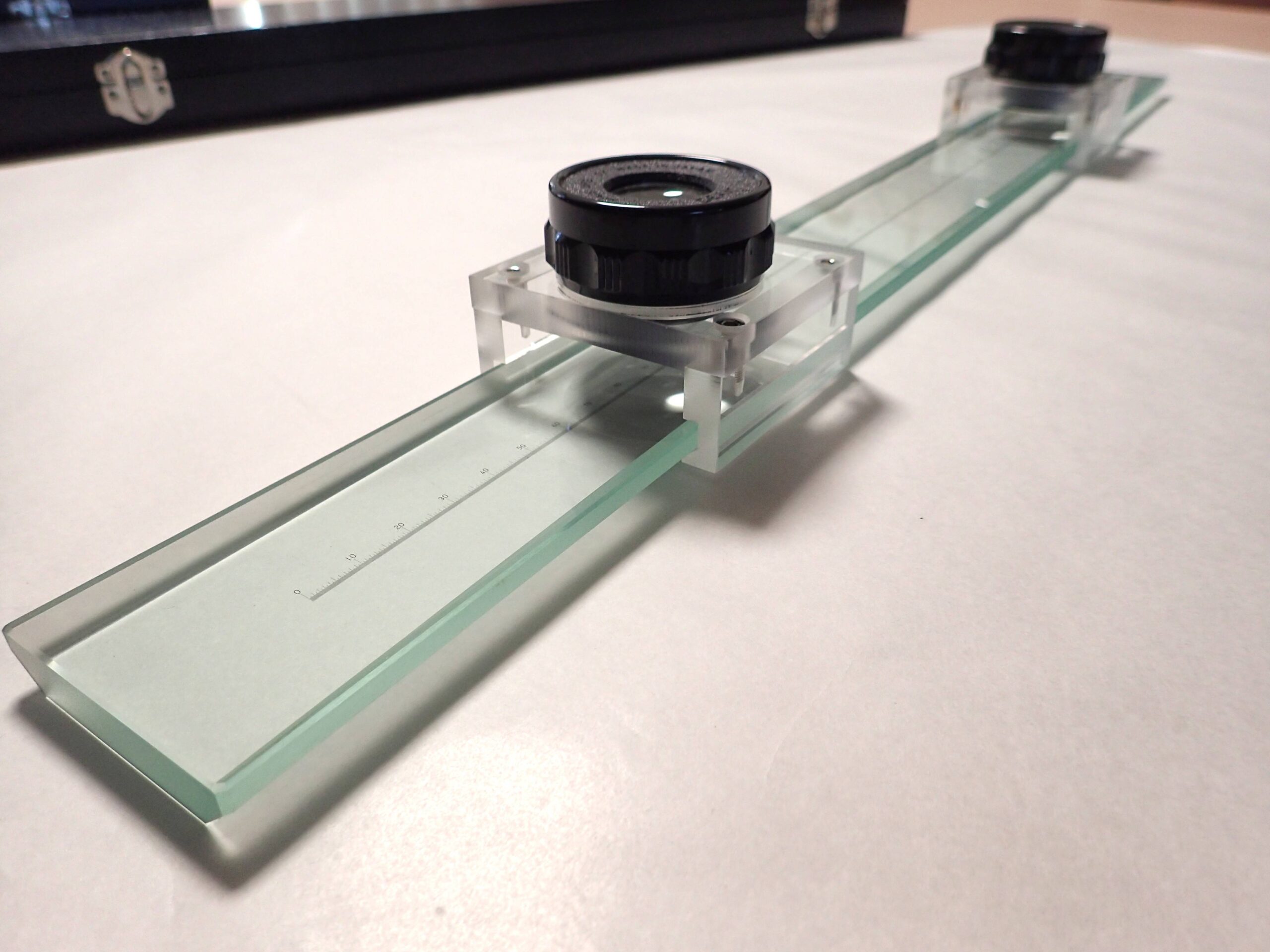 精密测量玻璃秤