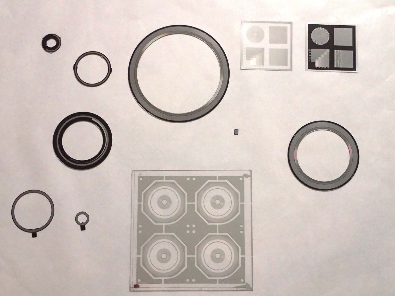 ±1μmのパターンエッチング(金属薄膜)